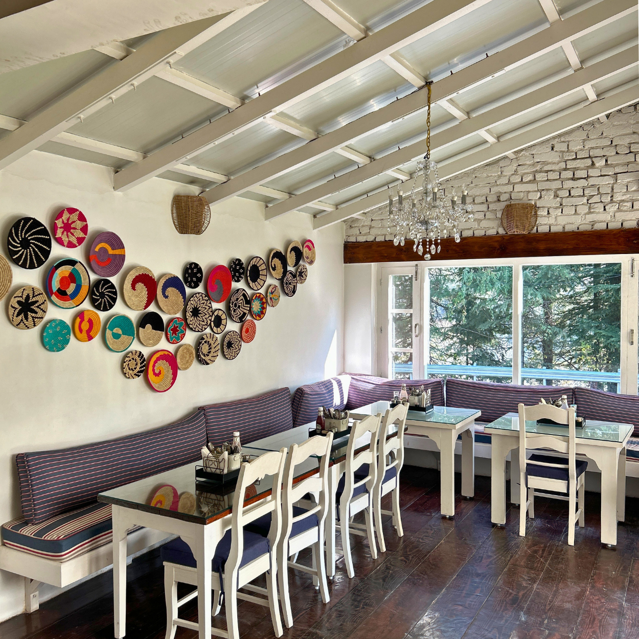 Private Group Stay in Manali for Up to 10 Guests